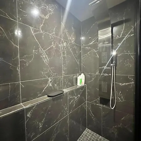 Elegant Pour Deux *